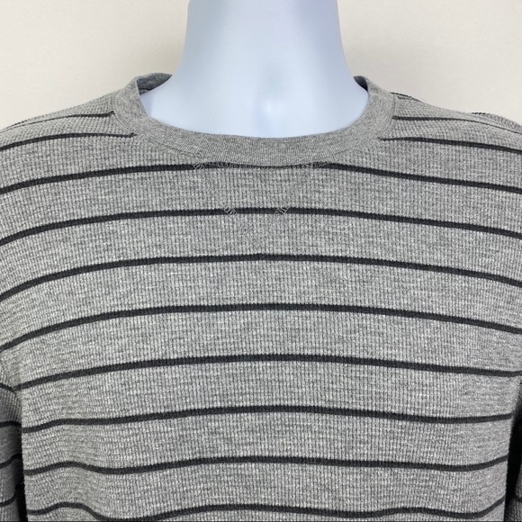 Falls Creek Striped Ribbed Shirt Men's Medium Gray Black Long Sleeve Pullover - Picture 4 of 8